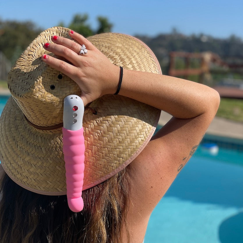 fun-factory-patchy-paul-vibromasseur-vaginal-candy-rose-rechargeable image 3