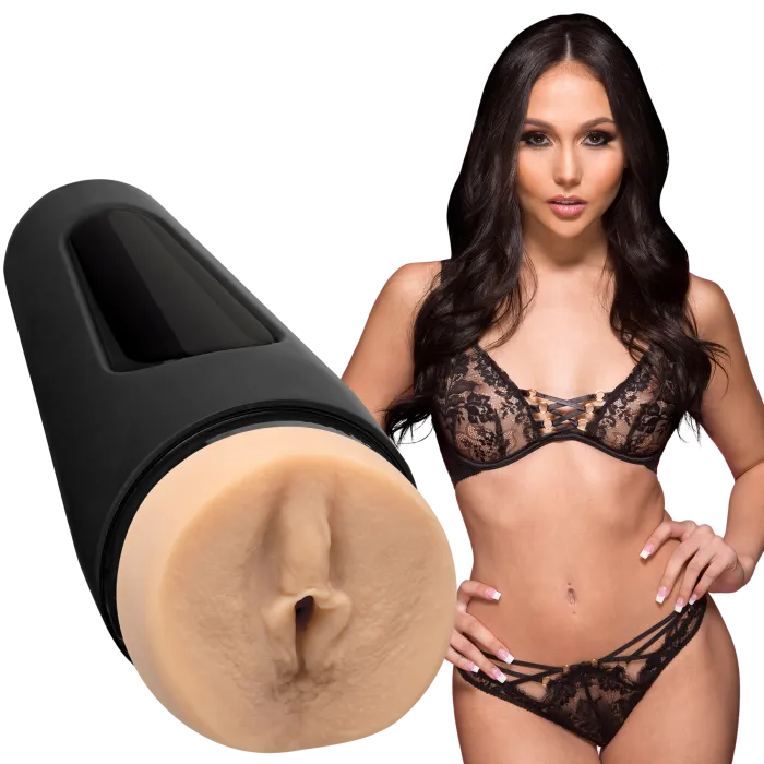 doc-johnson-main-squeeze-ariana-marie-masturbateur-pussy image 1